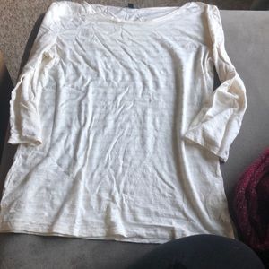 Woman’s Gap Shirt